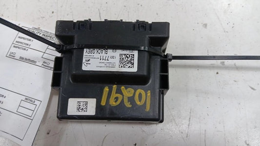 Network Gateway Engine Compartment Fits 17-19 ACADIA OEM