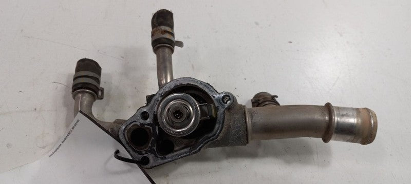 Cadillac SRX Thermostat Housing Mount Bracket 2011 2012 2013 2014