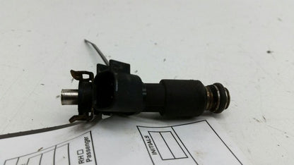 12582219 Fuel Injection Injector 2.2L Opt NT7 Fits 05-10 Chevy Cobalt OEM