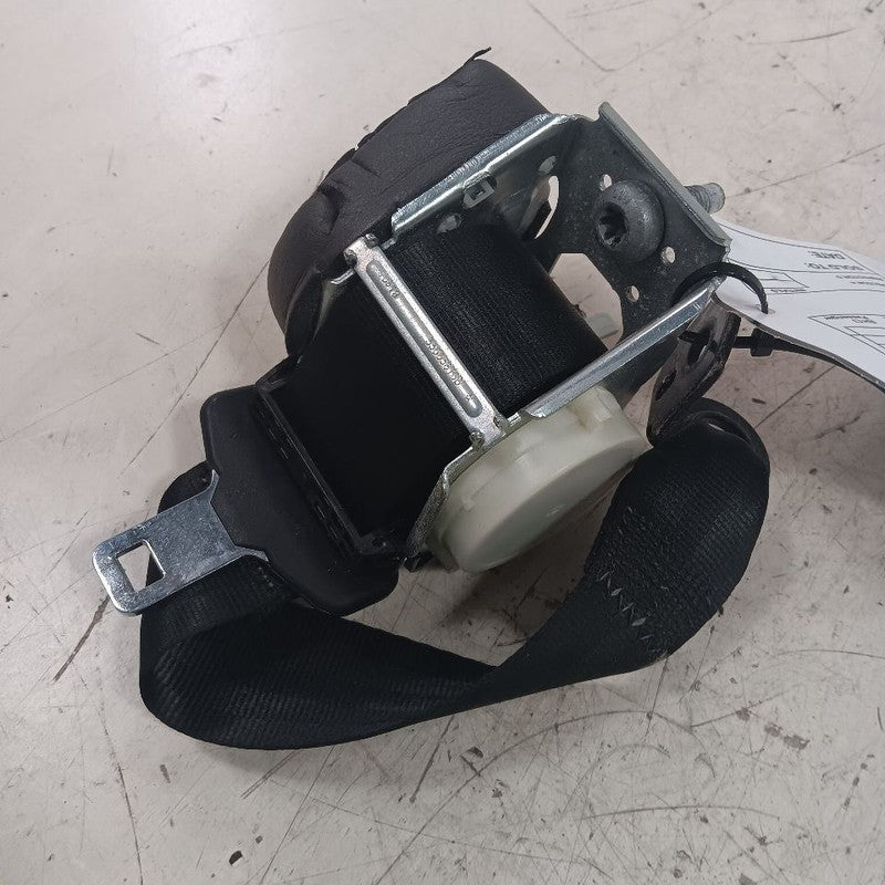 Ford Focus Seat Belt Strap Retractor Left Driver Rear Back  2018 2017 