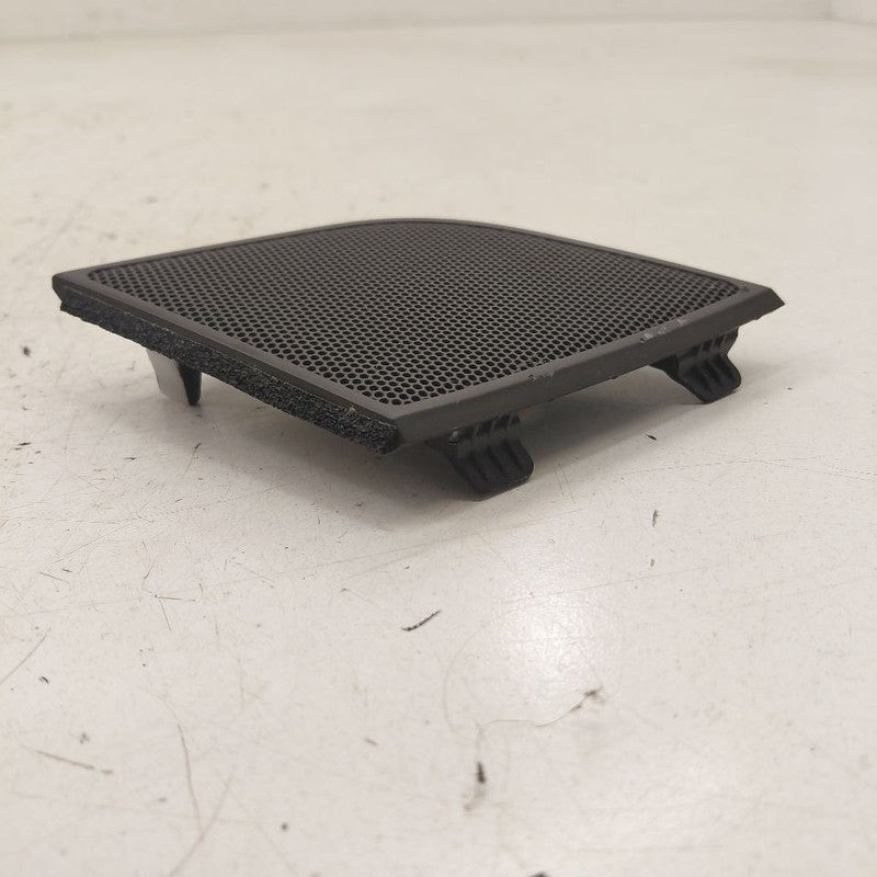Hyundai Santa Fe Dash Speaker Cover Right Passenger Side  2019 2020