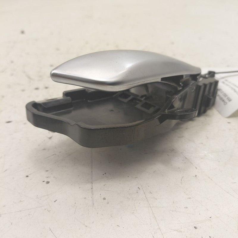 Kia Sorento Door Handle Right Passenger Rear Interior Inside  2018 201