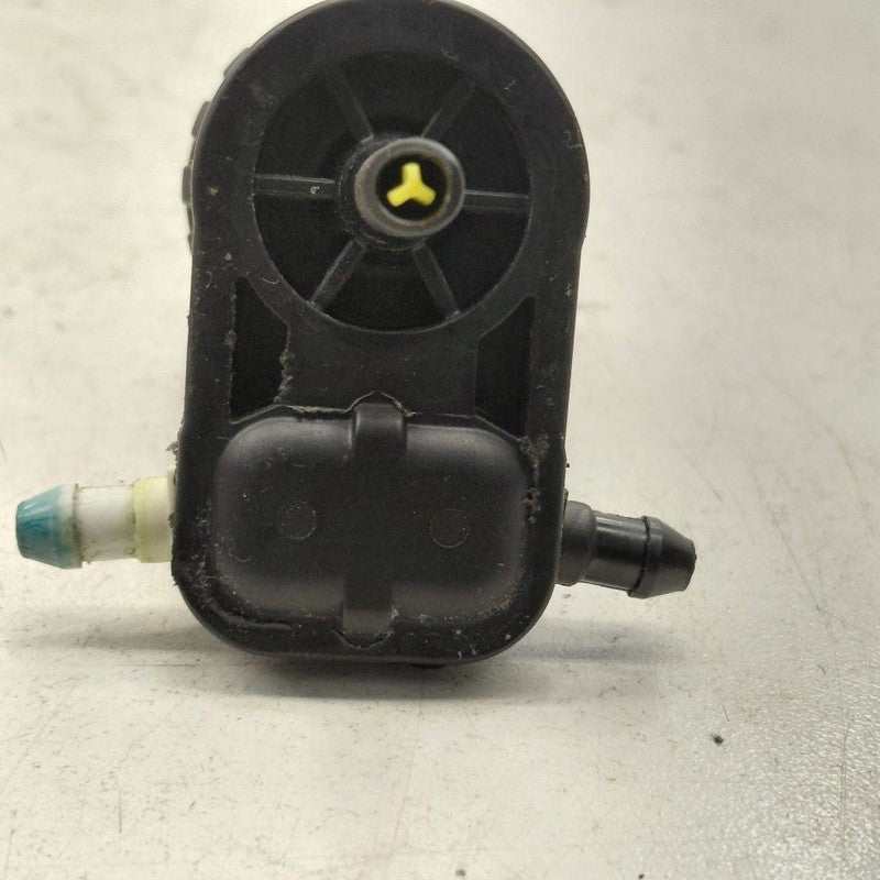Fiat 500 X Model Windshield Washer Wash Fluid Reservoir Motor Pump Ele