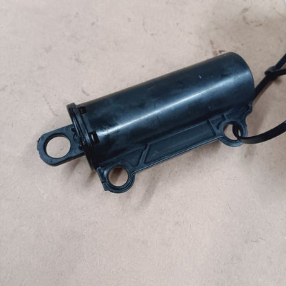 Buick Encore GX Glovebox Damper 2022 2023 2024 2025