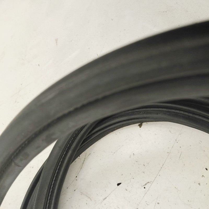 Honda CR-Z Trunk Lid Hatch Door Rear Back Rubber Seal  2015 2014 2013