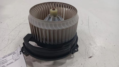 Blower Motor Fits 14-20 CHEROKEE OEM