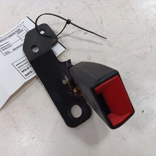 FIAT 500 Seat Belt Buckle Latch Right Passenger Rear Back  2017 2016