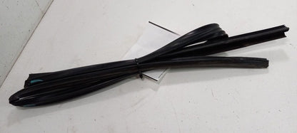 Ford Fiesta Door Glass Window Seal Rubber Right Passenger Front 2011 2
