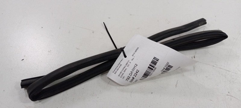 Nissan Versa Cowl Vent Panel Hood Rubber Seal 2009 2010 2011 2012 OEM