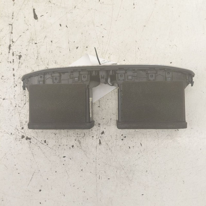 Hyundai Santa Fe Dash Air Vent Center Middle  2019 2020