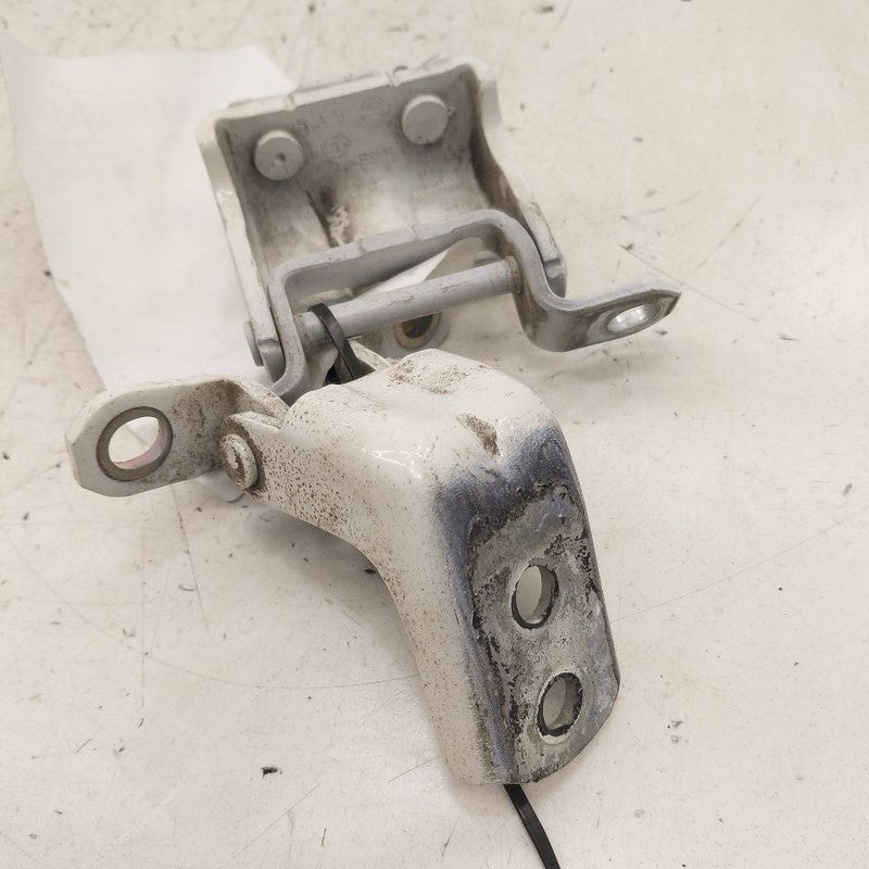 Nissan Murano Door Hinge Set Right Rear Passenger  2020 2021 2022 2023