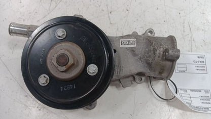 55580028 Coolant Water Pump Gasoline Motor Fits 11-15 VOLT