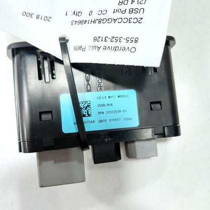 Chrysler 300 USB Plug In Hub Port  2017 2018 2019 OEM