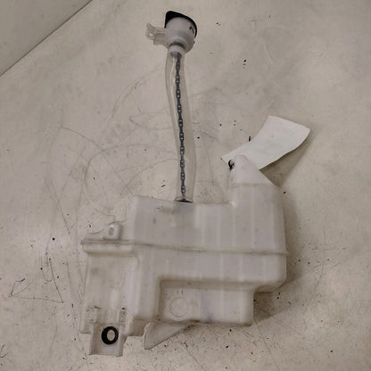 Windshield Washer Fluid Reservoir VIN Fu 7th & 8th Digit US 16-22 Toyo