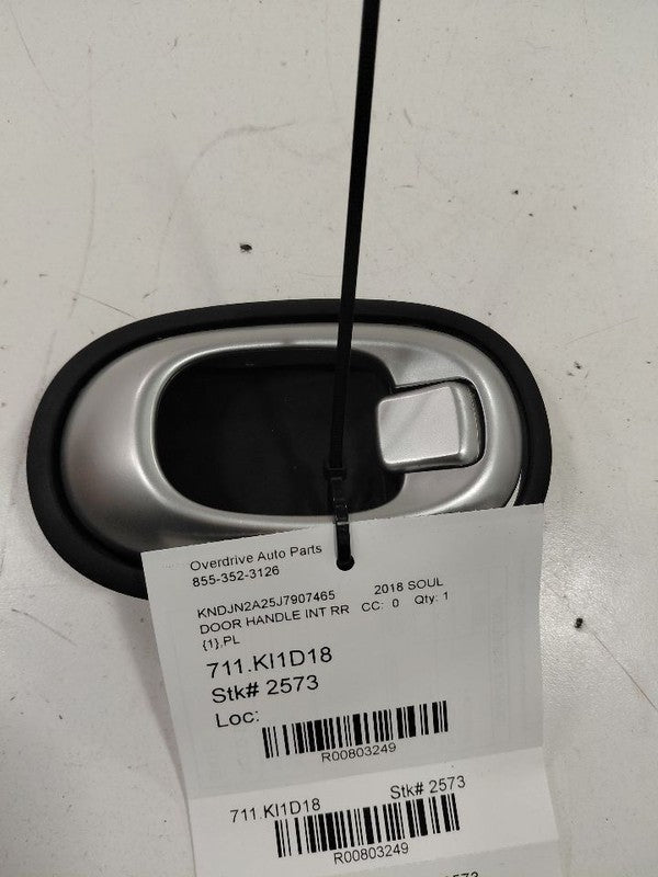 Kia Soul Door Handle Right Passenger Rear Interior Inside  2017 2018 2