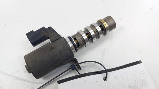 Nissan Sentra Variable Timing Gear Oil Control Valve Solenoid Cylinder Head 2006