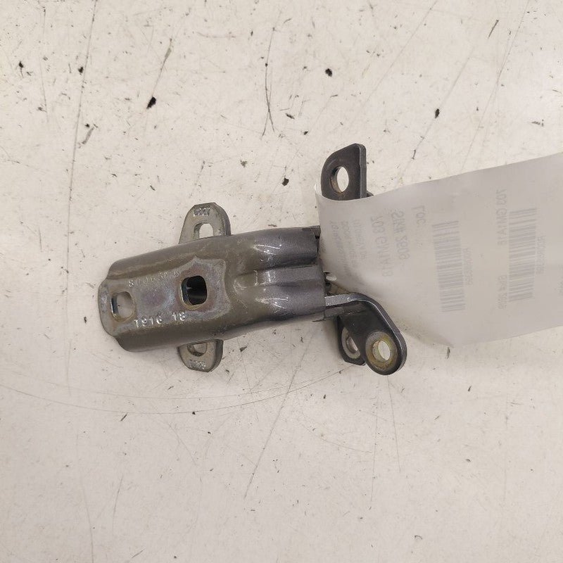 Chevy Volt Door Hinge Set Right Rear Passenger  2019 2018 2017 2016