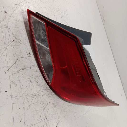 Passenger Right Tail Light Brake Lamp Quarter Panel Mntd Sedan Fits 15-17 Accent