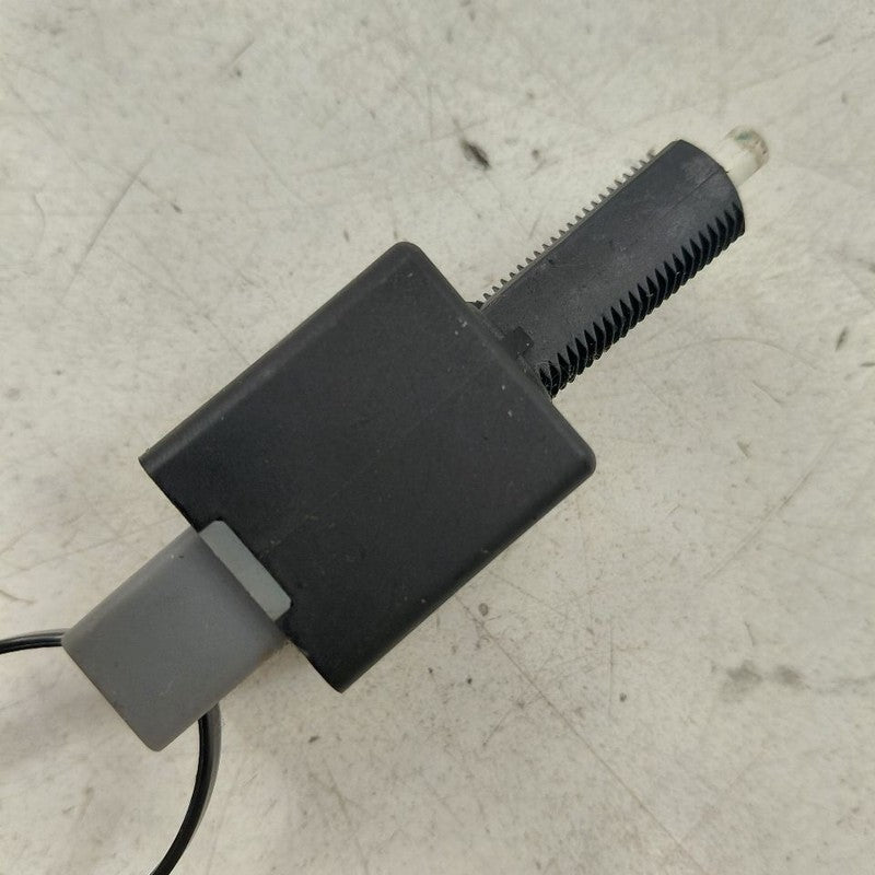 Hyundai Veloster Brake Pedal Switch  2017 2016 2015 2014