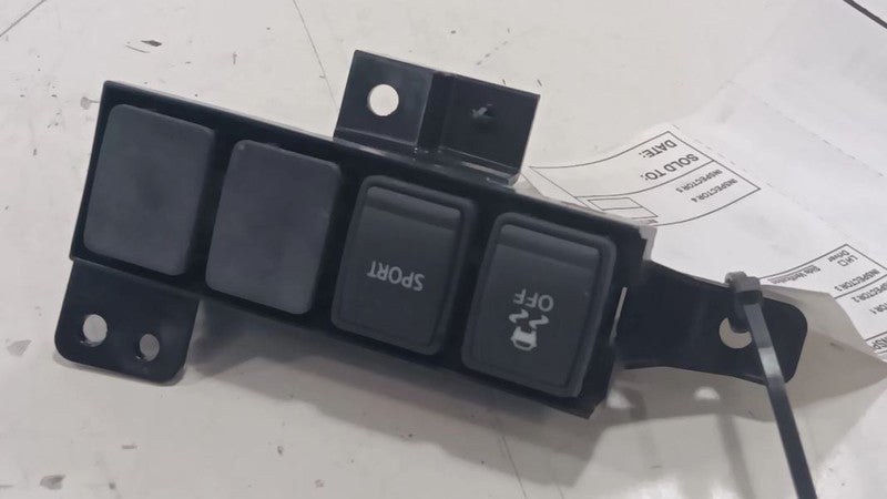 Nissan Rogue Traction Control Switch  2014 2015 2016 2017 OEM