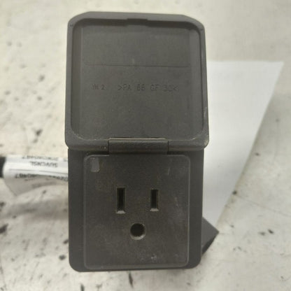 Chevy Trax 120V Plug In {13332854} 2022 2021