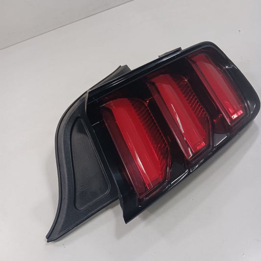 Passenger Right Tail Light Brake Lamp Shelby GT350 Fits 15-18 Ford Mustang