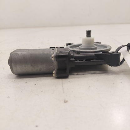 Left Power Rear Window Motor Fits 16-19 Chevy Volt