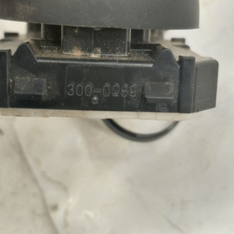 Lexus IS350 Driver Left Side Seat Lumbar Switch  2020 2019 2018