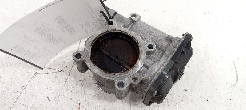 Throttle Body Valve Fits 17-19 IMPREZA  OEM