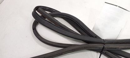 Volkswagen Rabbit On Door Seal Rubber Left Rear Back 2006 2007 2008 20