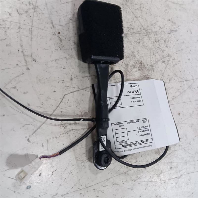 72117313299 Seat Belt Front Left Driver Buckle Latch Fits 17-20 COUNTRYMAN