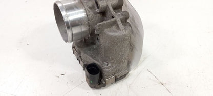 Throttle Body Valve 1.6L Without Turbo Fits 14-19 Ford Fiesta  OEM