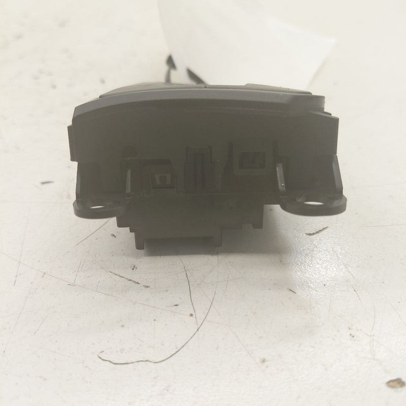 Buick Encore GX Right Side Steering Wheel Control Switch  2022 2023 20