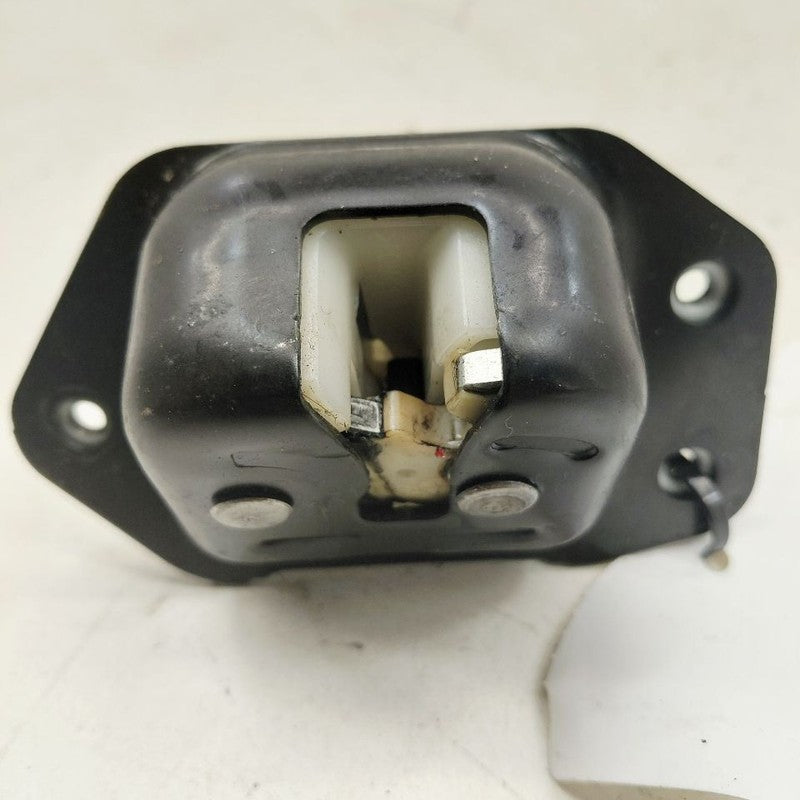 Nissan Rogue Trunk Latch  2017 2018 2019 OEM