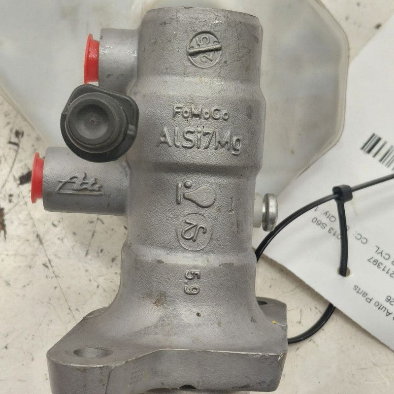 Brake Master Cylinder VIN 26 4th And 5th Digit Fits 14-18 Volvo S60