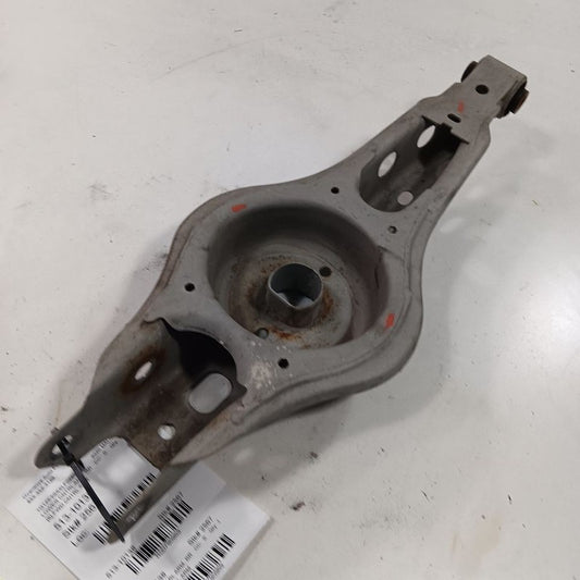 Lower Control Arm Rear Control Arm Fits 18-23 Chevy Malibu OEM