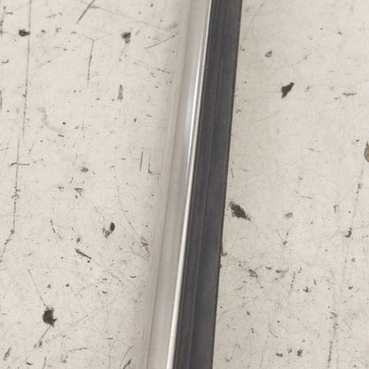Kia Sorento Door Glass Window Weather Strip Trim Front Right Passenger