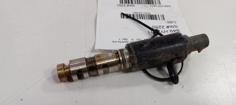 Hyundai Santa Fe Variable Timing Gear Oil Control Valve Solenoid Cylinder Head 2