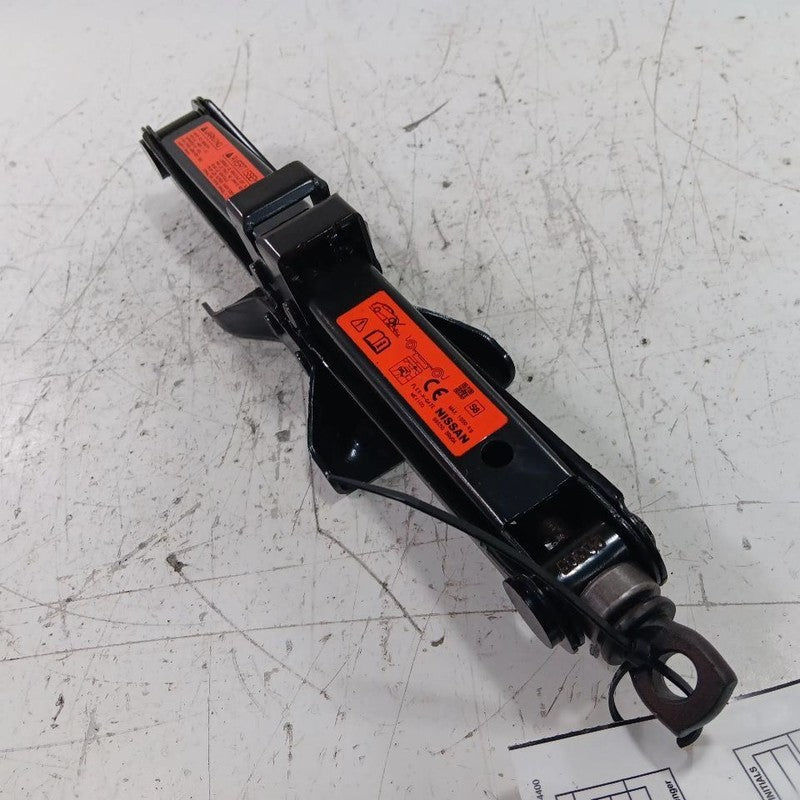 Nissan Kicks Spare Tire Changing Jack  2021 2022 2023 2024