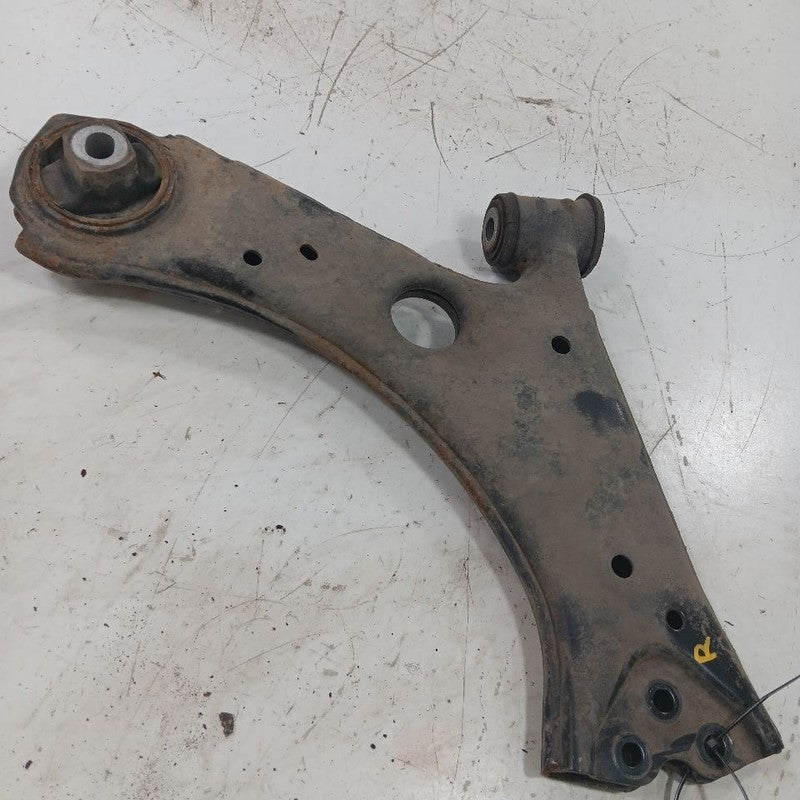 Passenger Right Lower Control Arm Front Fits 15-23 Jeep Renegade OEM