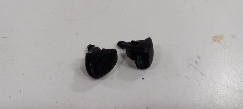 Mazda 6 Windshield Wiper Washer Fluid Hood Sprayer Nozzles 2009 2010 2