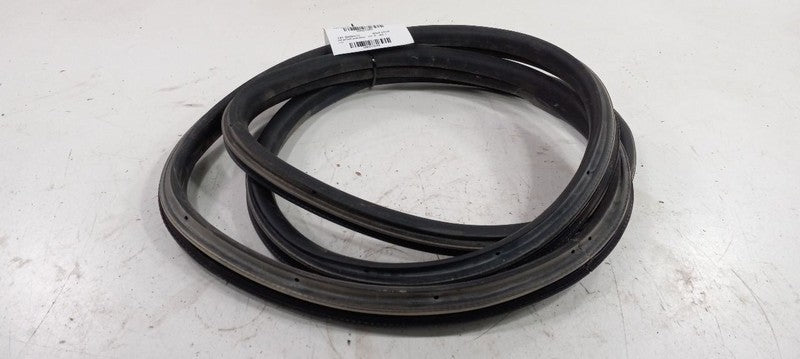 GMC Acadia On Body Door Jamb Seal Rear Right Passenger Back 2009 2010 2011 2012