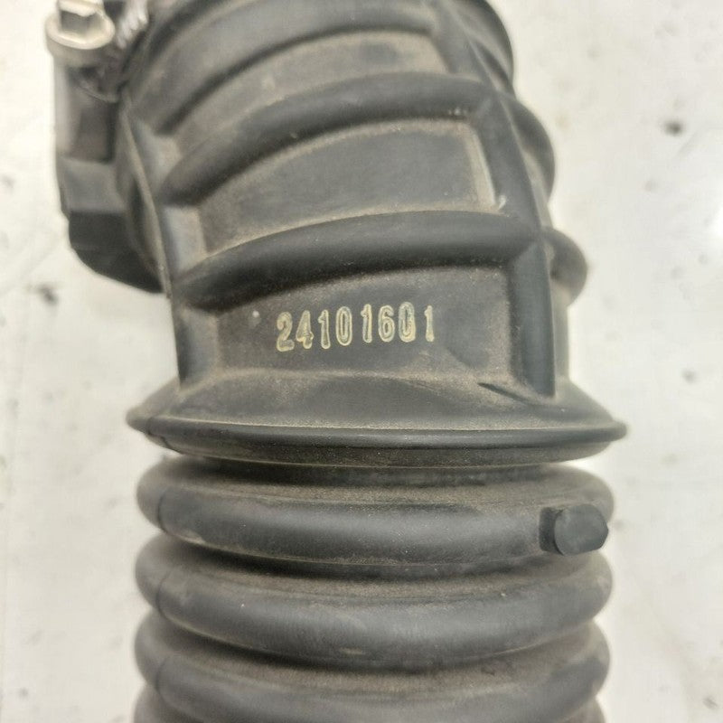 Chevy Trax Air Cleaner Tube Intake Hose  2025 2024