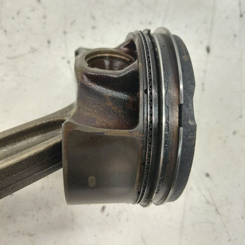 Volvo S60 Single Piston With Connecting Rod   2.0 2018 2017 2016