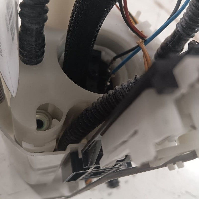 170405UM0A Gas Fuel Pump Assembly VQ37VHR Fits 17 INFINITI QX50