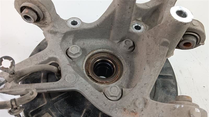 Left Rear Knuckle/Stub Fits 18-19 EQUINOX OEM