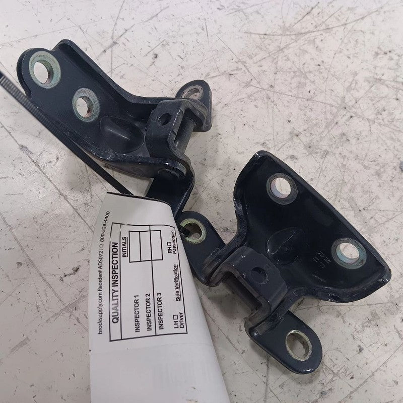 Hyundai Tucson Door Hinge Set Right Rear Passenger  2019 2020 2021