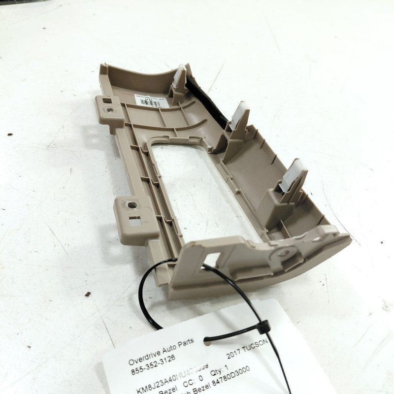 Hyundai Tucson dash bezel  2016 2017 2018 OEM