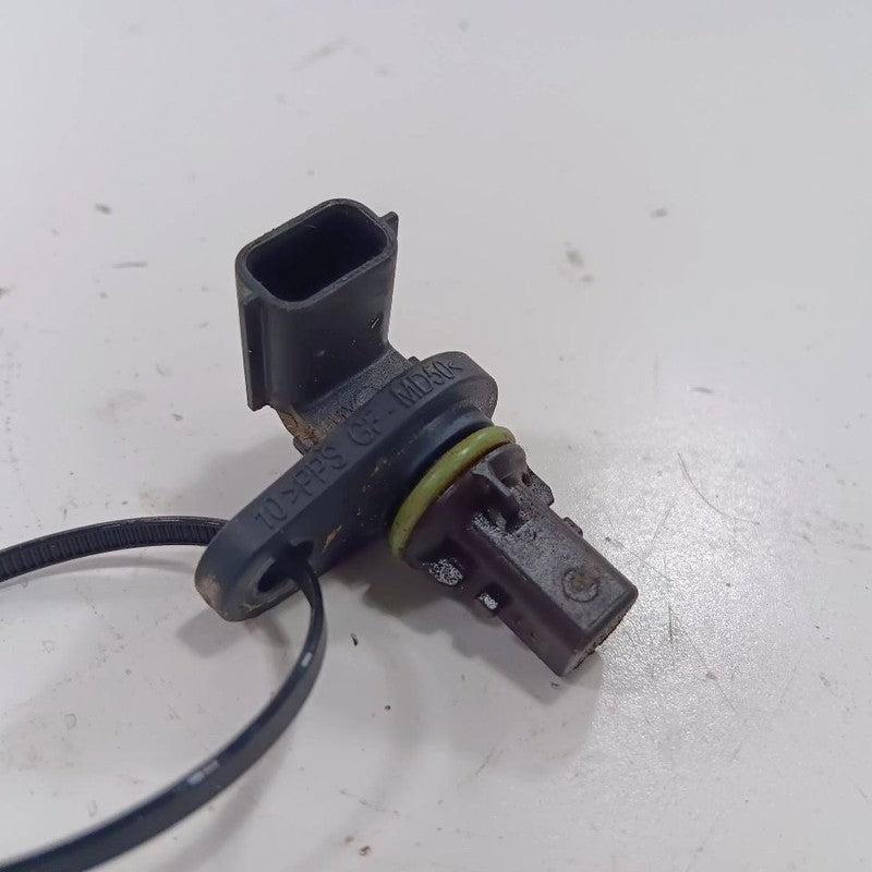 Nissan Kicks Camshaft Cam Shaft Position Sensor  1.6 2021 2022 2023 20