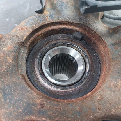 Driver Front Spindle Knuckle Bearing Hub Plug-in Hybrid Phev 07-22 Outlander